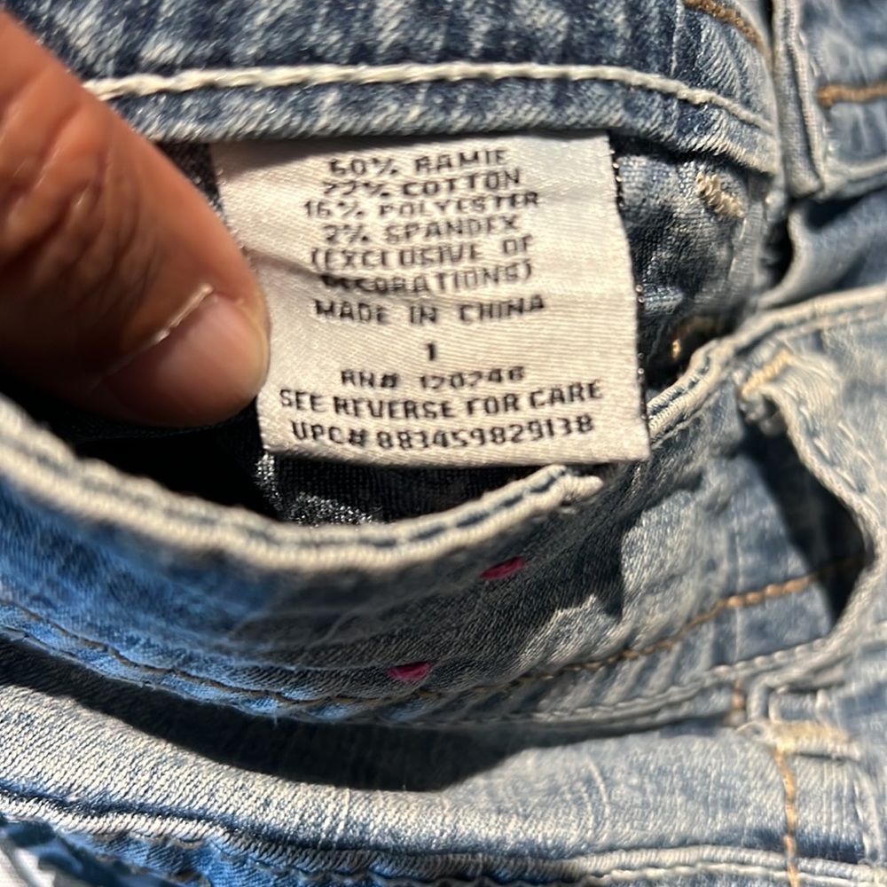 Denim shorts - Picture 6 of 8